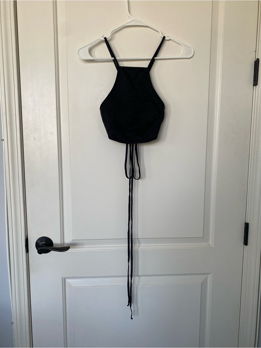 Are You Am I AYAI Black Cropped Halter XS